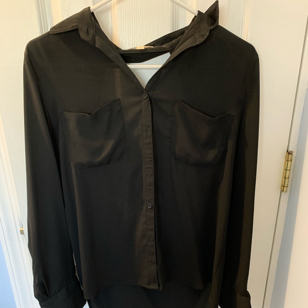 Black button down shirt with with chain design on back